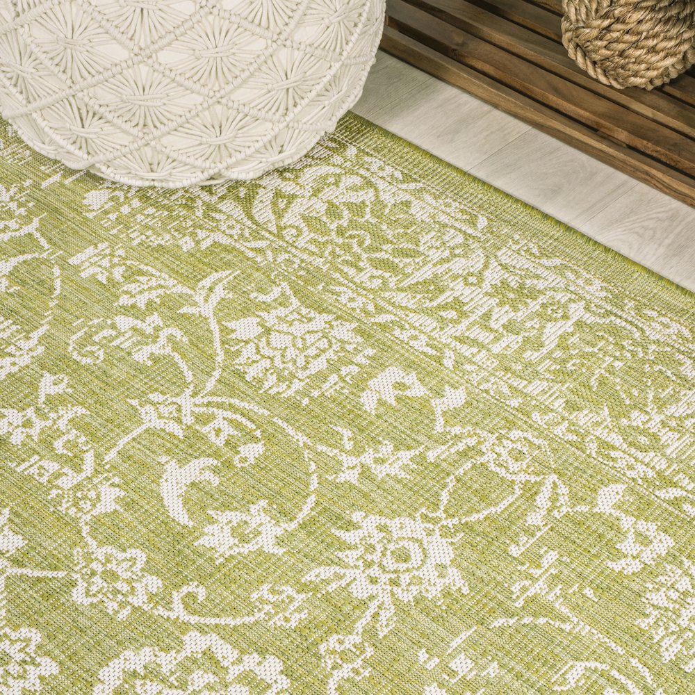 Tela Bohemian Textured Weave Floral Indoor/Outdoor Area Rug