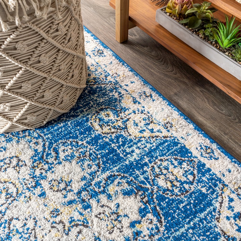 Leann Bohemian Flair Boho Vintage Medallion Area Rug