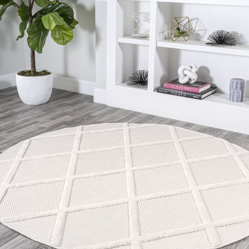 Salines Diamond Trellis Indoor/Outdoor Area Rug