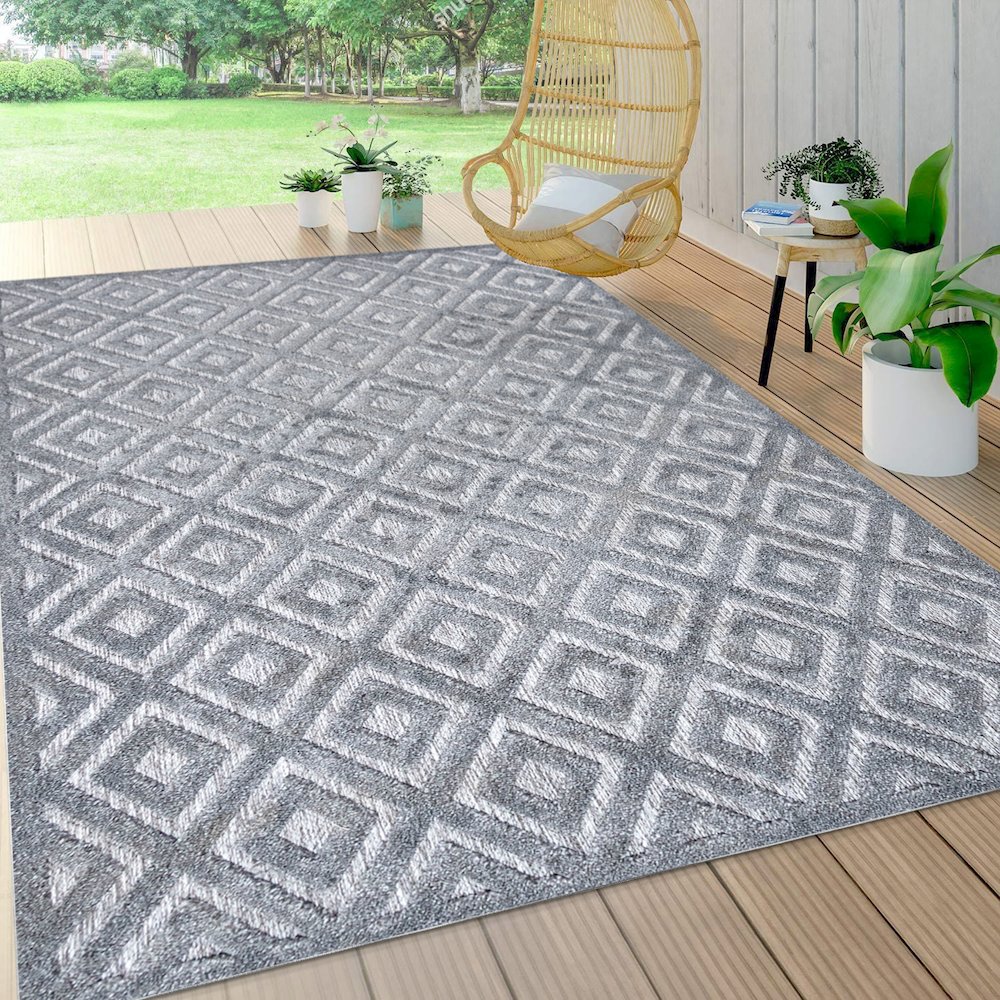 Portmany Neutral Diamond Trellis Indoor/Outdoor Area Rug