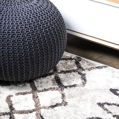 Aksil Moroccan Diamond Area Rug