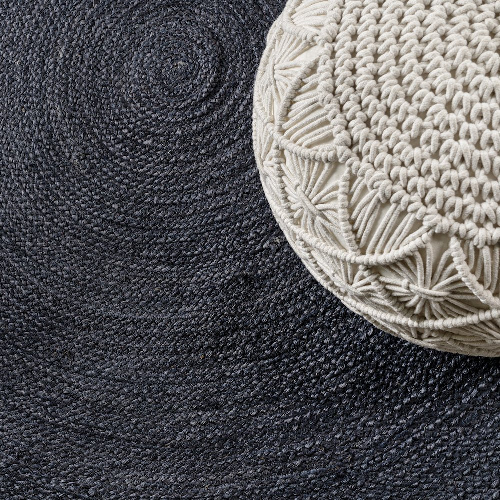 Zara Braided Coastal Cottage Round Jute Area Rug