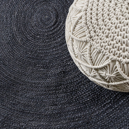 Zara Braided Coastal Cottage Round Jute Area Rug