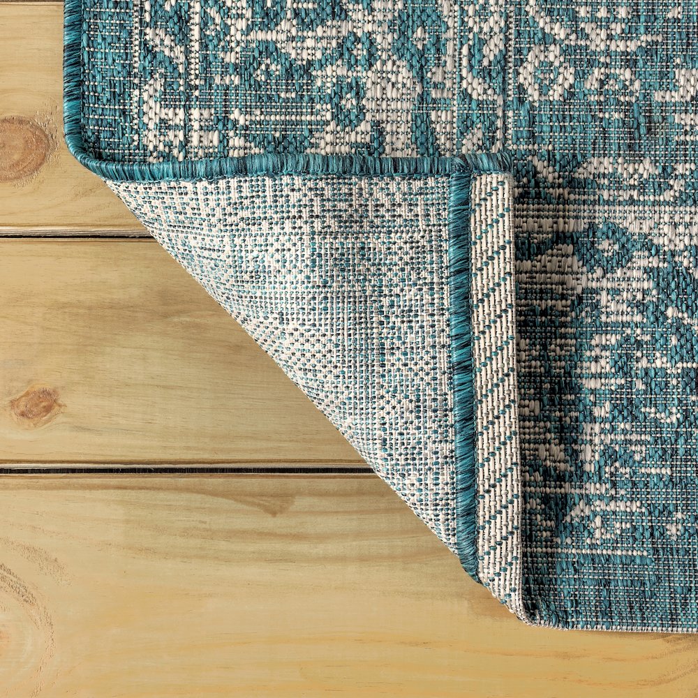 Tela Bohemian Textured Weave Floral Indoor/Outdoor Area Rug