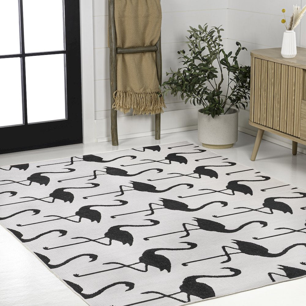 Flamingos Two-Tone White/Black 3 ft. x 5 ft. Indoor/Outdoor Area Rug