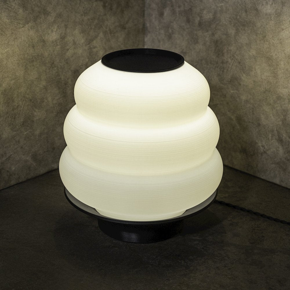 Plant-Based Pla 3D Printed Dimmable Led Table Lamp, White/Black
