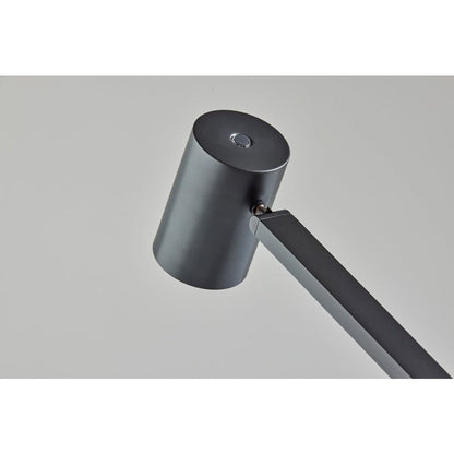 Newman Task Lamp w. Wireless Charging