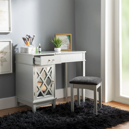 Lattice Vanity Set