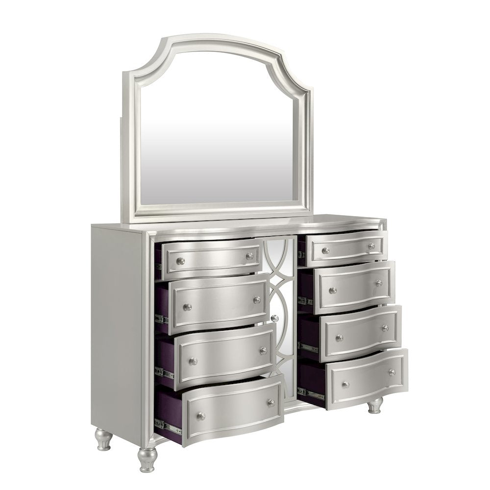 Reflections 5-Pc Wood Queen Bedroom Set (B/Dr/Mr/2Ns), Silver