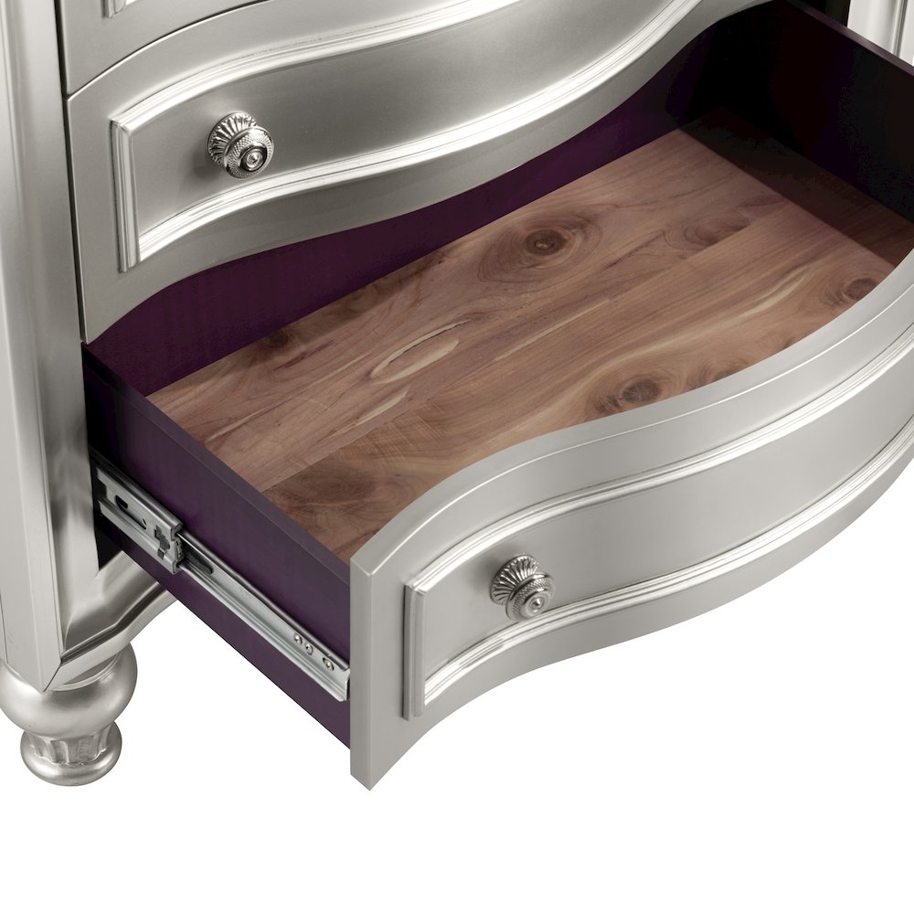 Reflections 5-Pc Wood Queen Bedroom Set (B/Dr/Mr/2Ns), Silver