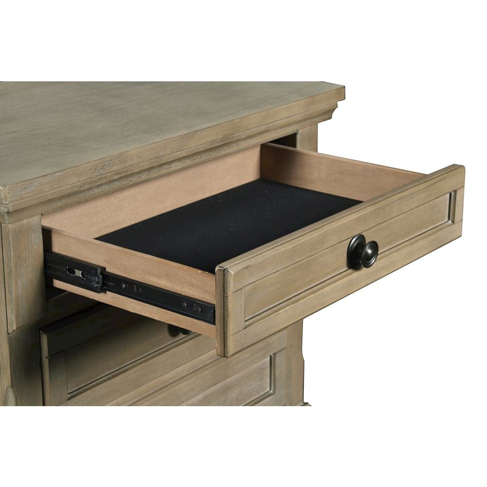 Gray Wood Nightstand with Drawers – Classic 3 Drawer Bedroom Side Table