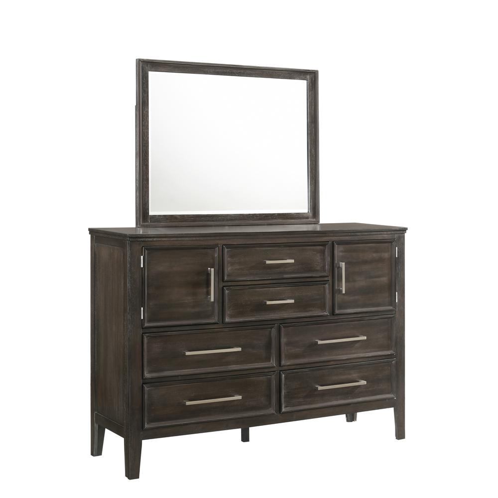 Andover 4-Piece King Wood Bedroom Set with Chest in Nutmeg