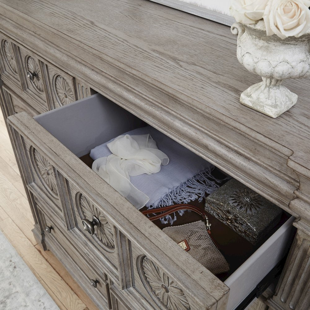 Kingsbury 10 Drawer Master Chest