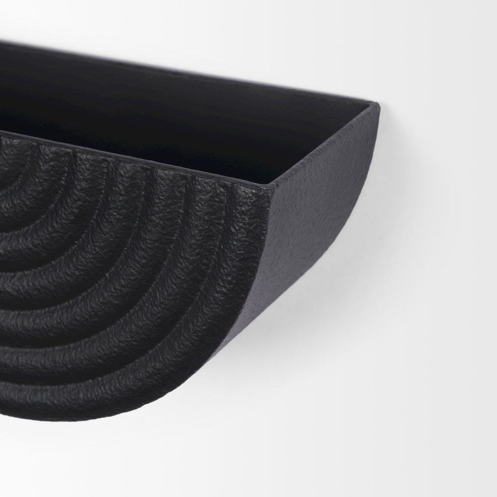 Shilo Matte Black Metal Hanging Wall Planter (Set of 2)