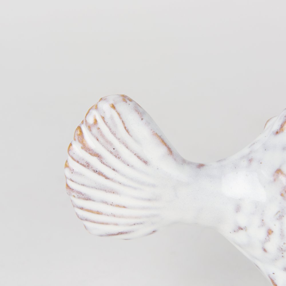 Spike (Large) 10L x 6W Off-White Ceramic Puffer Fish