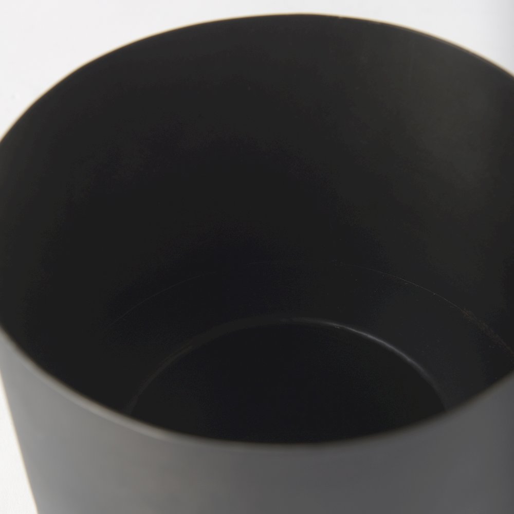 Juno 6.5H Medium Black Iron Vase