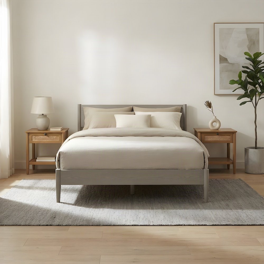 Rubberwood Queen Platform Bed with Nightstands, Bedroom 3 Piece Set, Brown