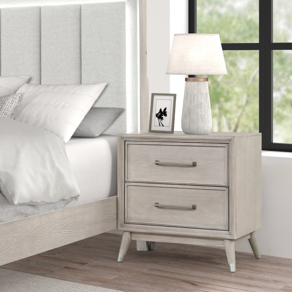 Seluna 4-Piece Bedroom Set with Touch LED Lighting, Gray Oak Finish, King