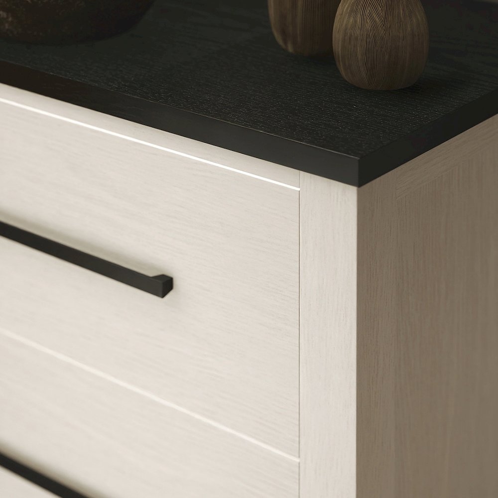 Realynn 4-PC Queen Wood Bedroom Set, Off-White Finish