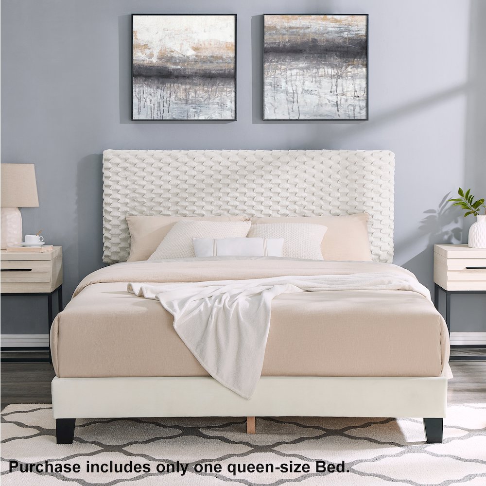 Findlay Plush 3D Upholstered Platform Bed in White Dove, Queen