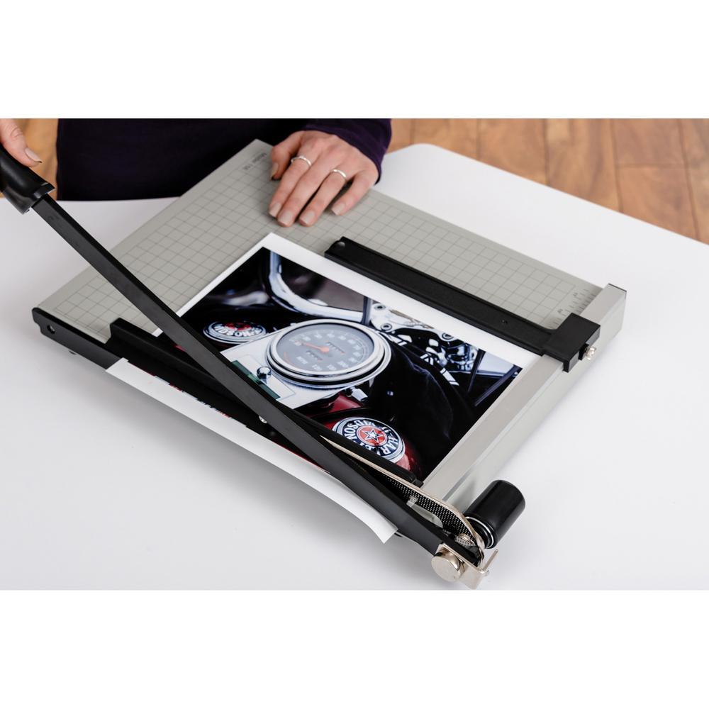 Dahle NA Vantage Guillotine Paper Trimmer - 15 Sheet Cutting Capacity - 15" Cutting Length - Sturdy, Spring-action Handle, Adjustable Back Stop, Alignment Grid - Metal - Gray - 12.3" Length - 1 / Cart