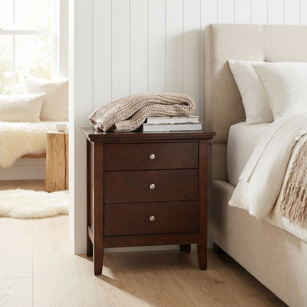 Cappuccino Nightstand with 3 Drawers and Casual Style