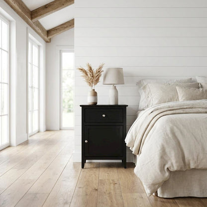 Black Bedroom Nightstand with Dovetailed Drawer and Transitional Style
