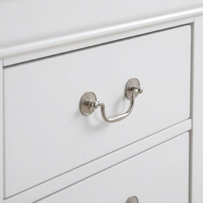 White Night Stand with Traditional Style and 3 Drawers