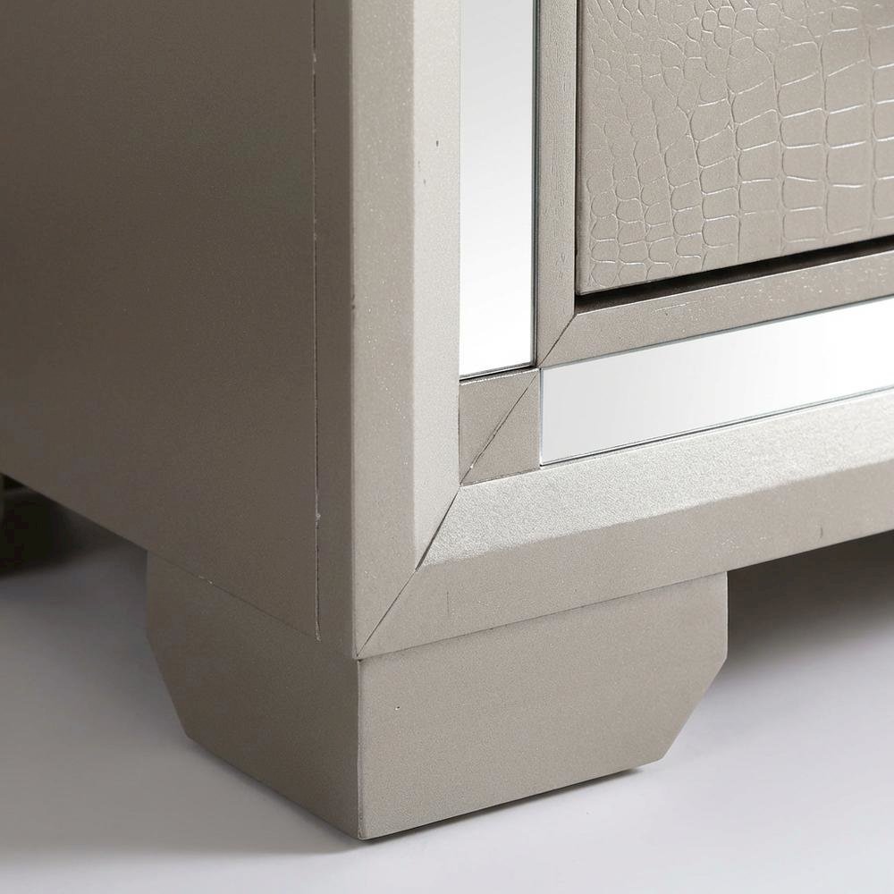 Champagne Nightstand with Dovetailed Drawers and Traditional Style