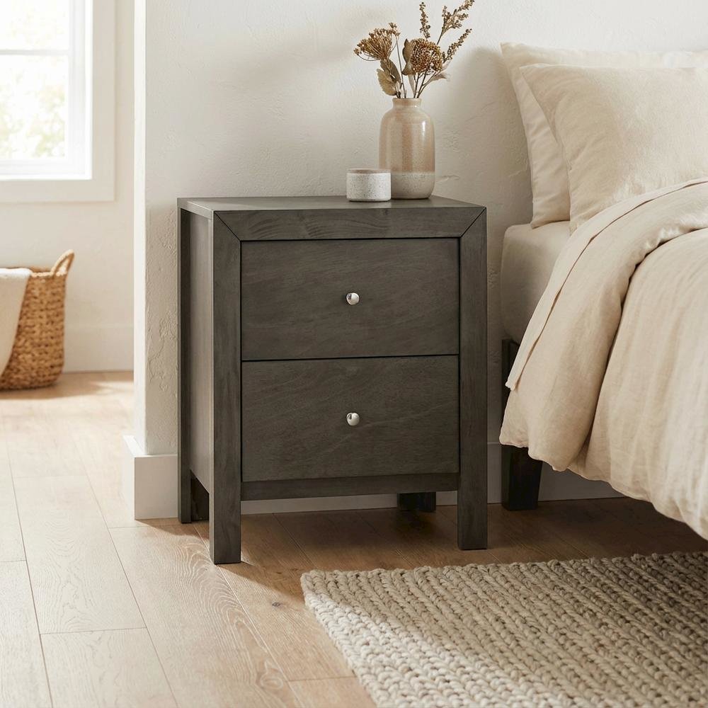 Gray Bedroom Nightstand with Dovetailed Drawers and Transitional Style