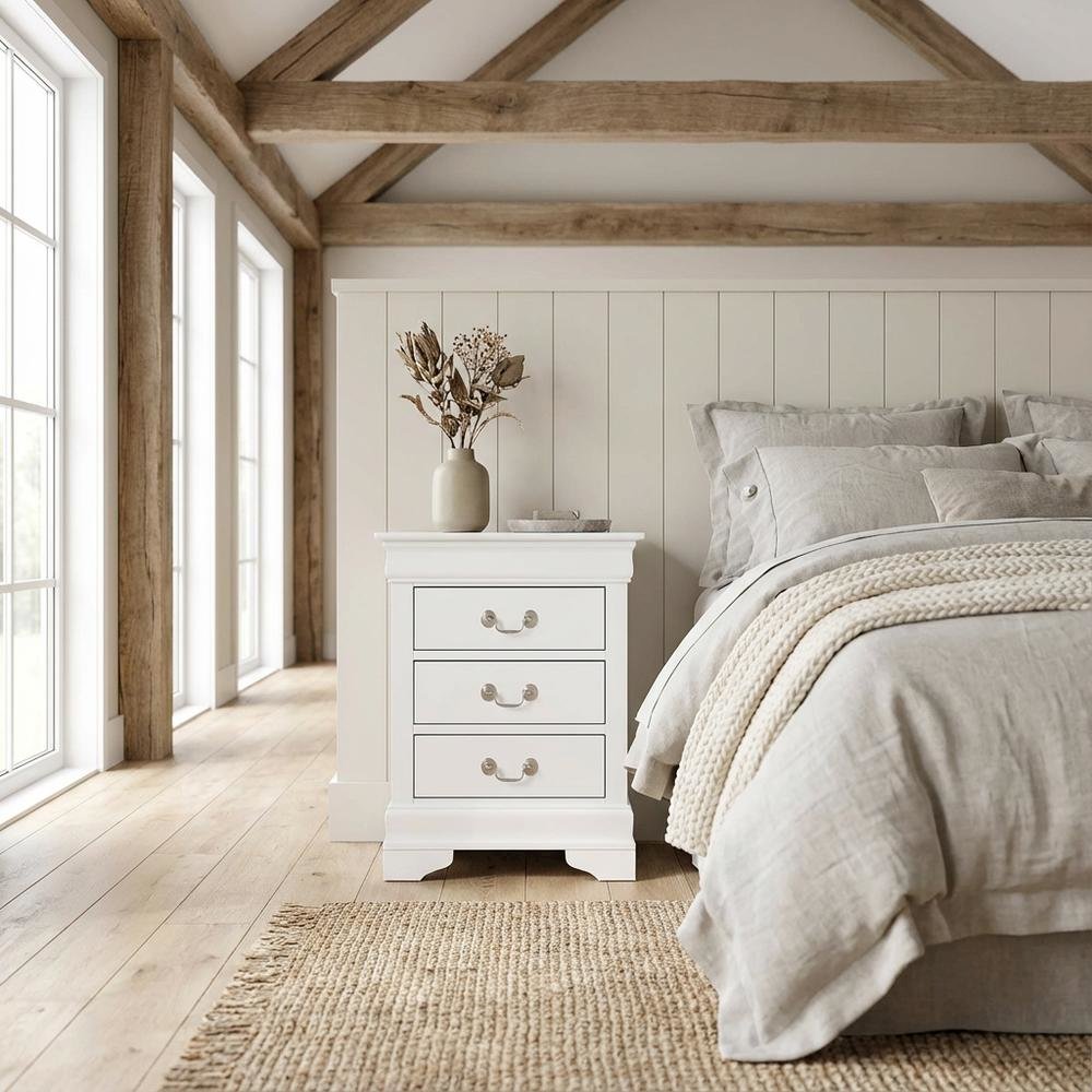 White Night Stand with Traditional Style and 3 Drawers