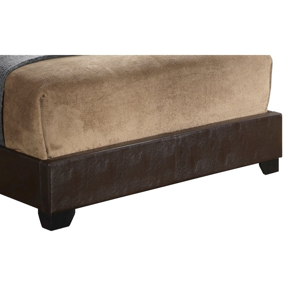 Glory Furniture Aaron Queen Bed in Cappuccino Color