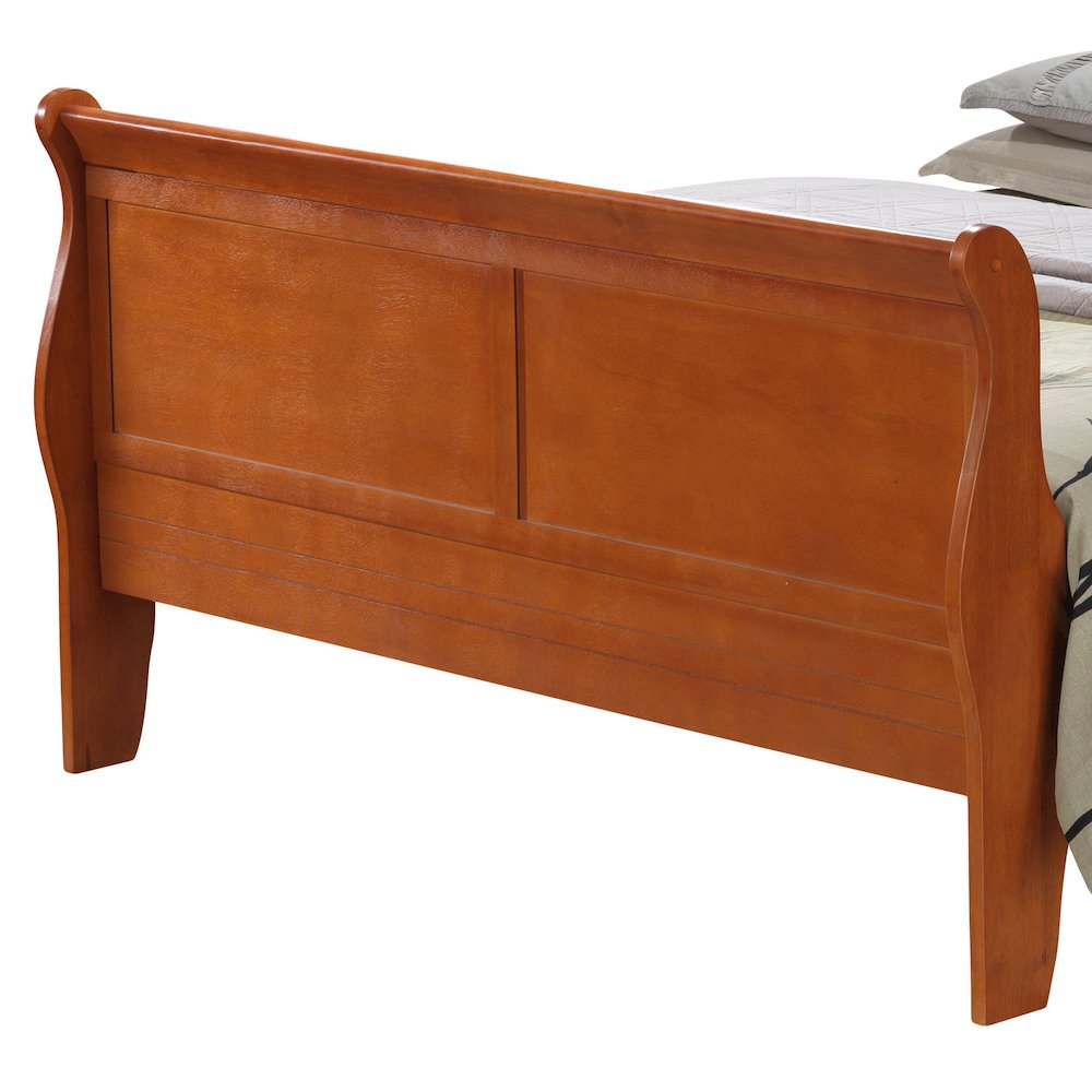 Glory Furniture Louis Phillipe Queen Bed in Oak Color