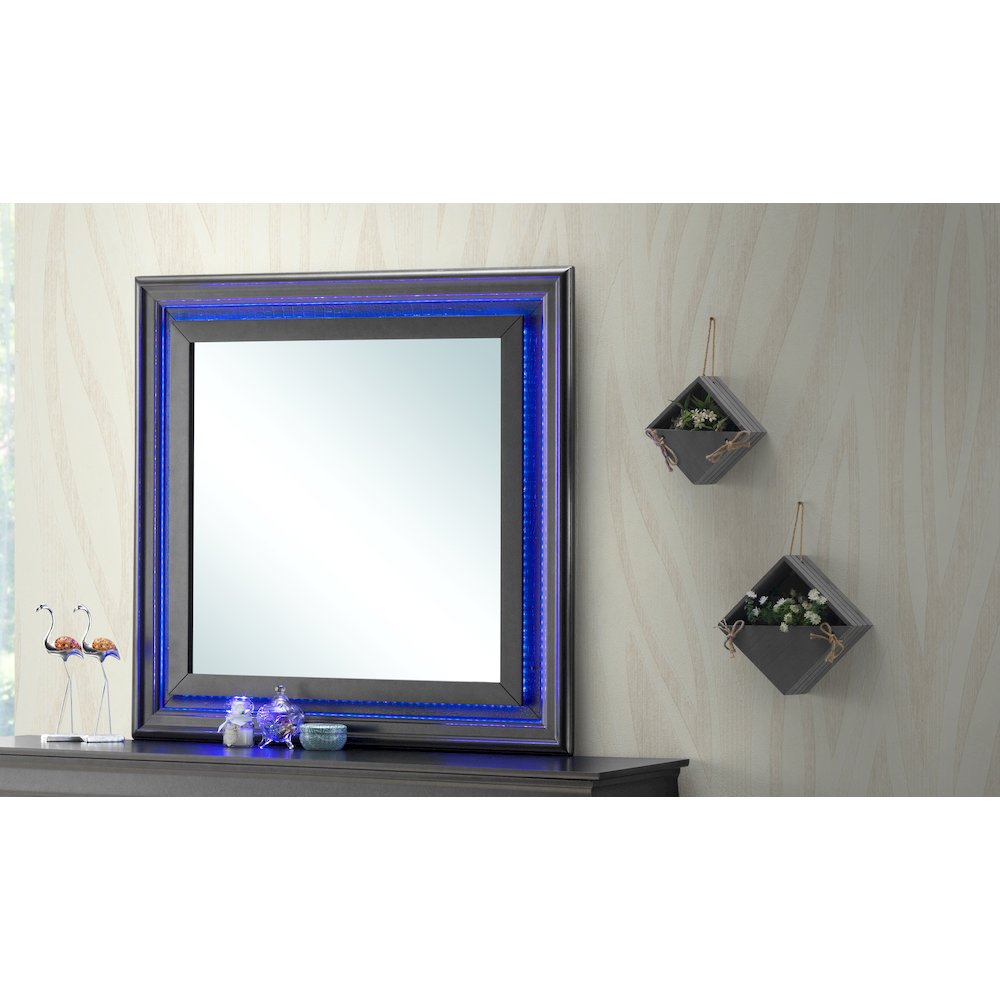 Glory Furniture Lorana Mirror in Metalic Black Color