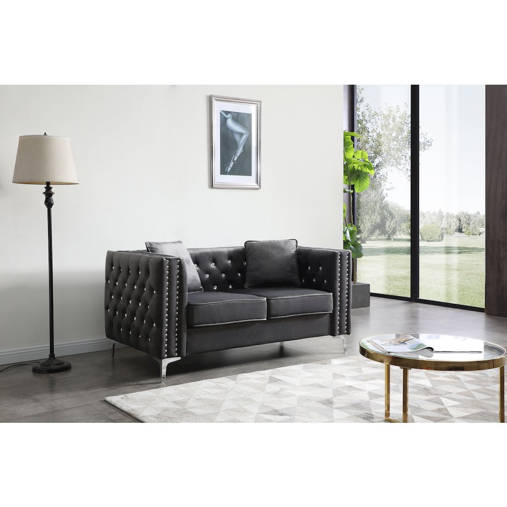 Glory Furniture Paige Loveseat in Gray Color