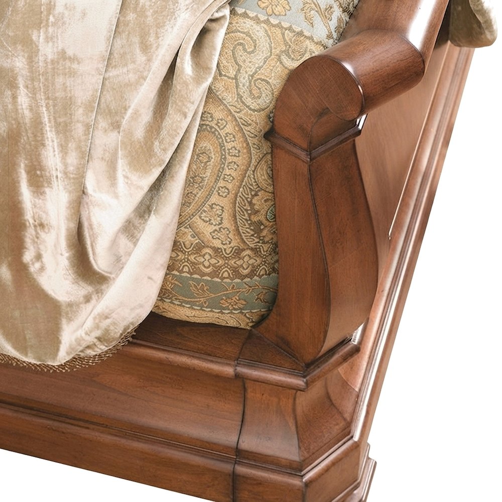 Alder Sleigh Bed with Curved Headboard and Footboard, King Bed Frame, Cognac