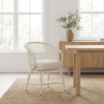 Rattan Dining Chair with Distressed Finish and Stylish Getaway Design