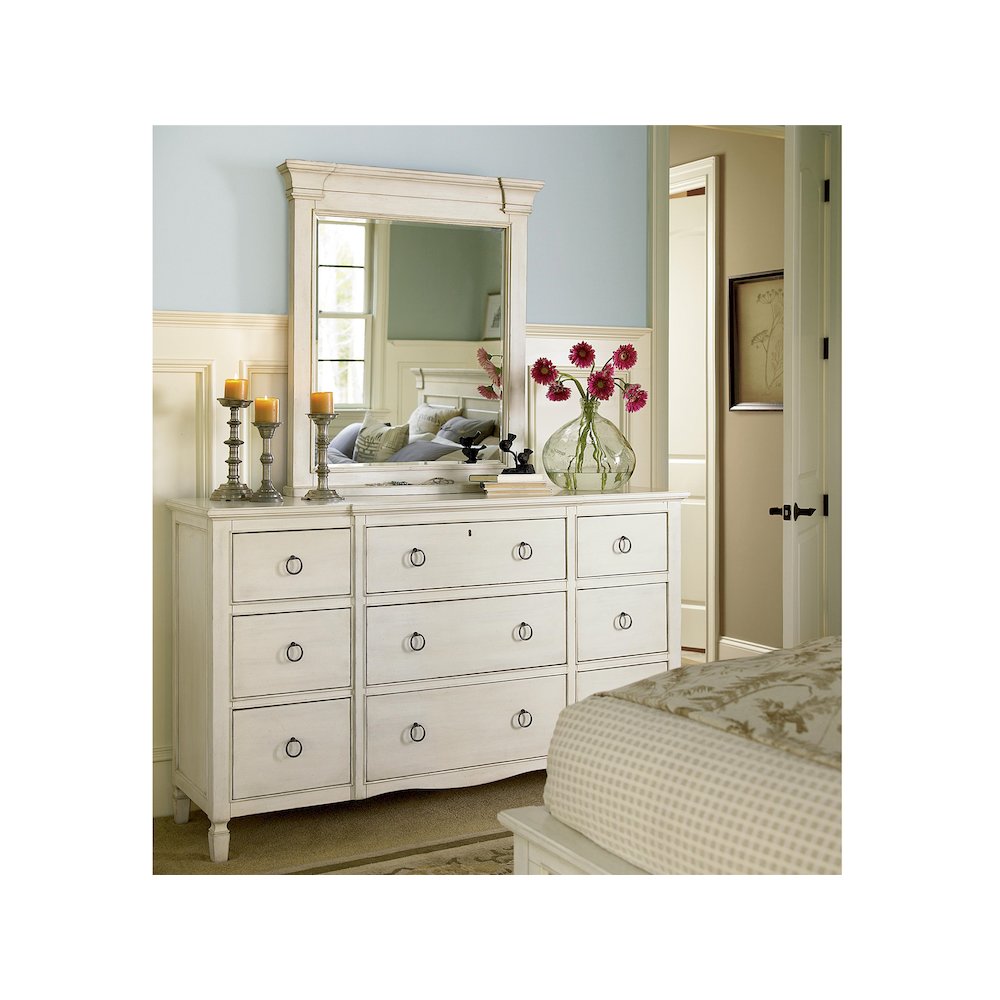 Nine Drawer Dresser In Cotton Color
