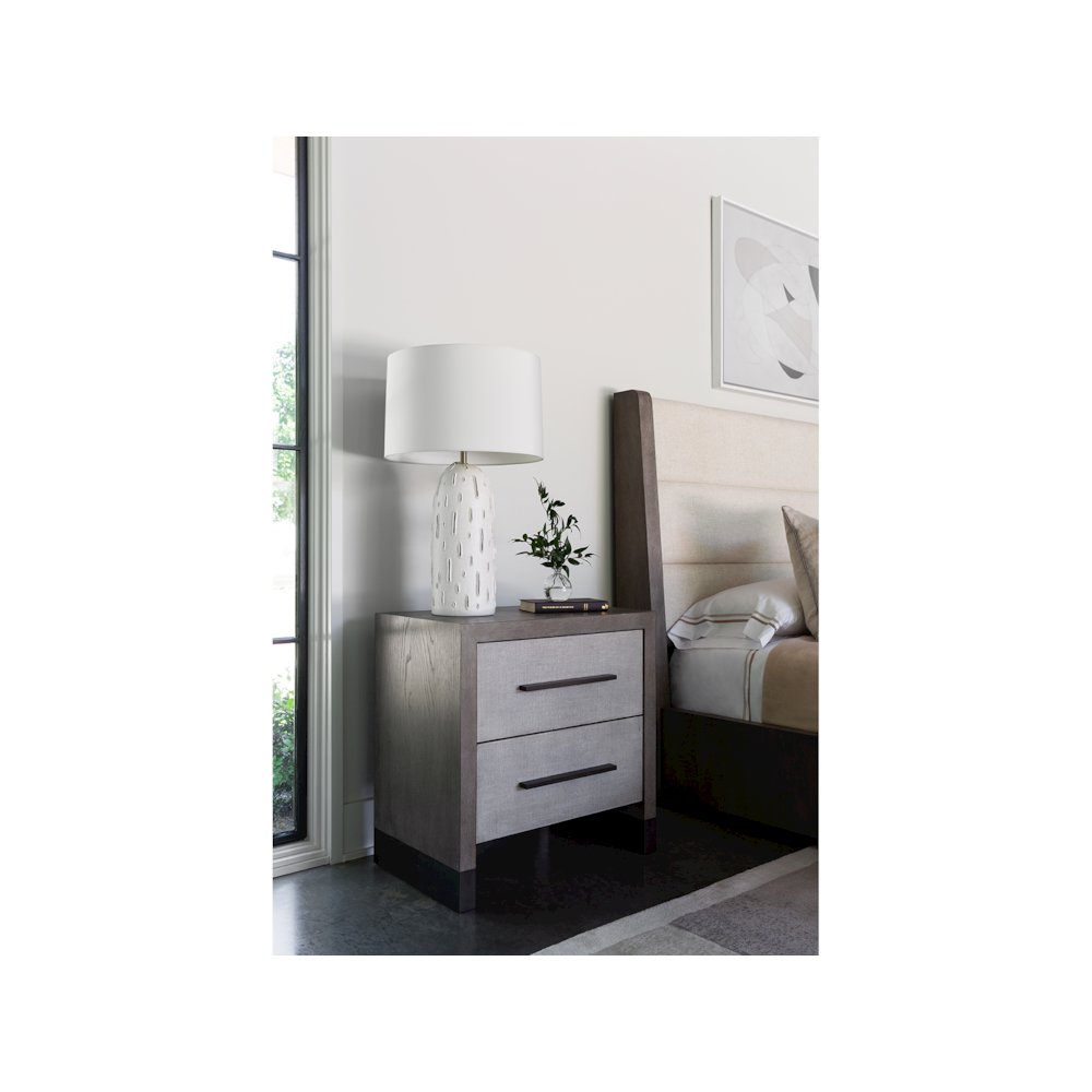 Morada Bed Queen 50 In Weathered Oak Color