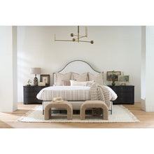 Griffith Park Bed Queen