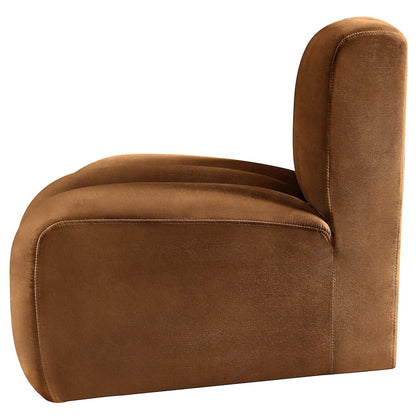 Arc Saddle Velvet Reverse Corner