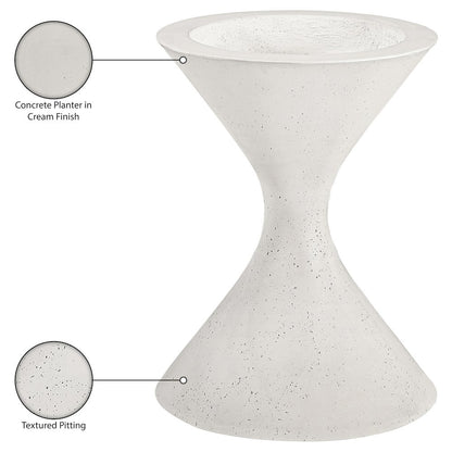 Vessa Cream Indoor / Outdoor Concrete Planter
