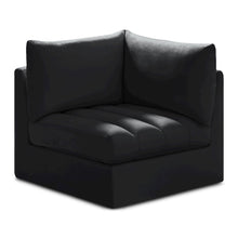 Jacob Black Velvet Corner