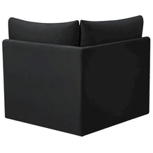 Jacob Black Velvet Corner