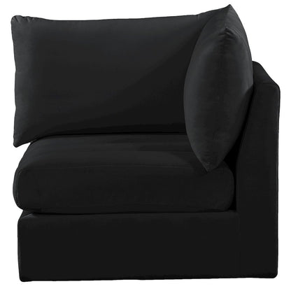 Jacob Black Velvet Corner