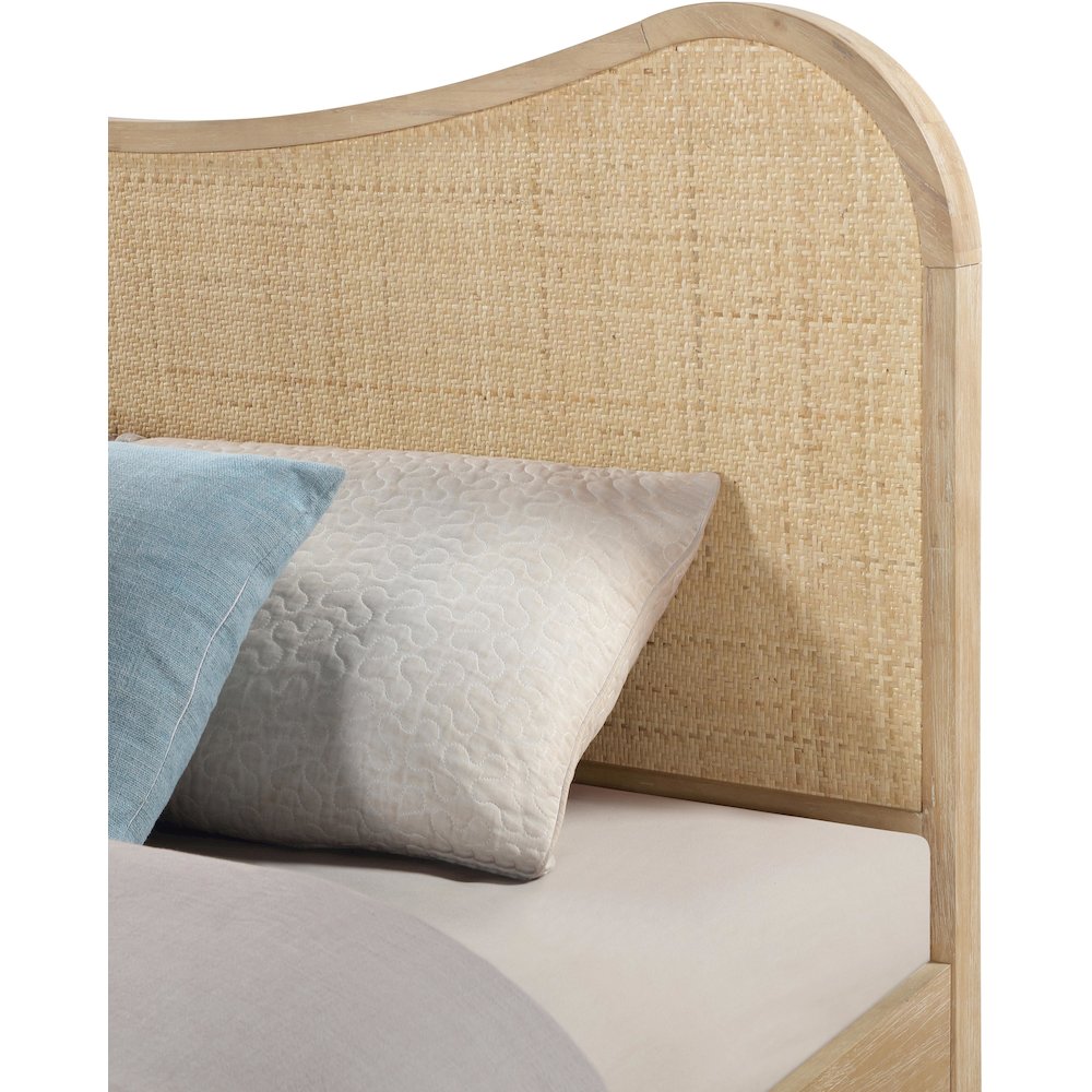 Windsor Natural Rubberwood King Bed