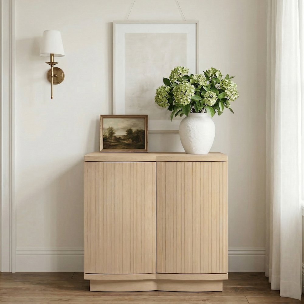 Aveline Natural Oak Veneer Sideboard/Buffet