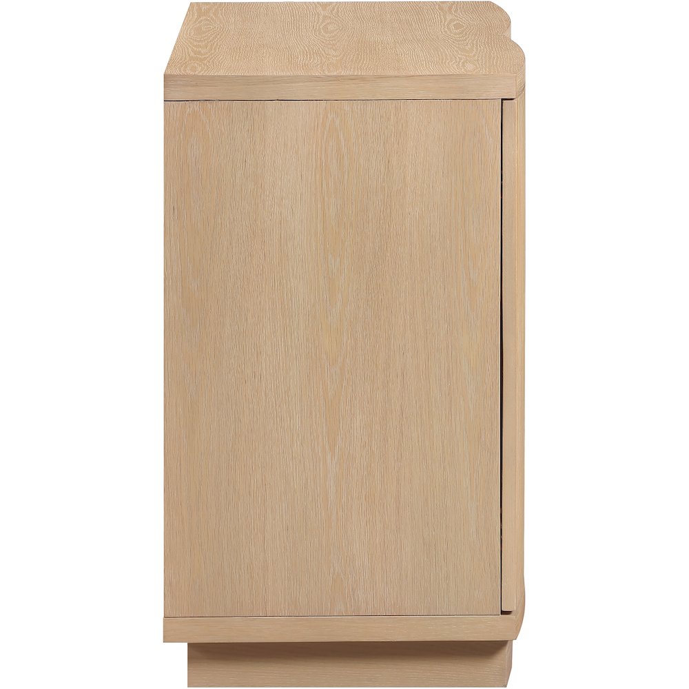 Aveline Natural Oak Veneer Sideboard/Buffet