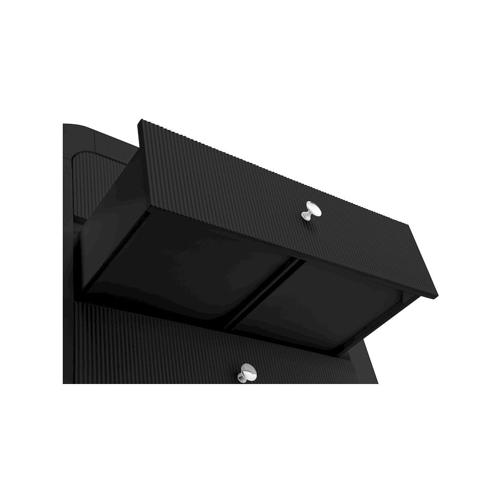 Artisto Black Chest