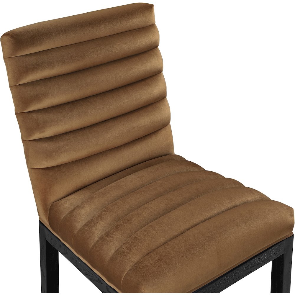 Evelyn Saddle Velvet Dining Chair